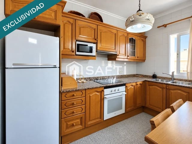 4 soveværelse Lejlighed til salg i Mahón / Maó med garage - € 450.000 (Ref: 10161242)