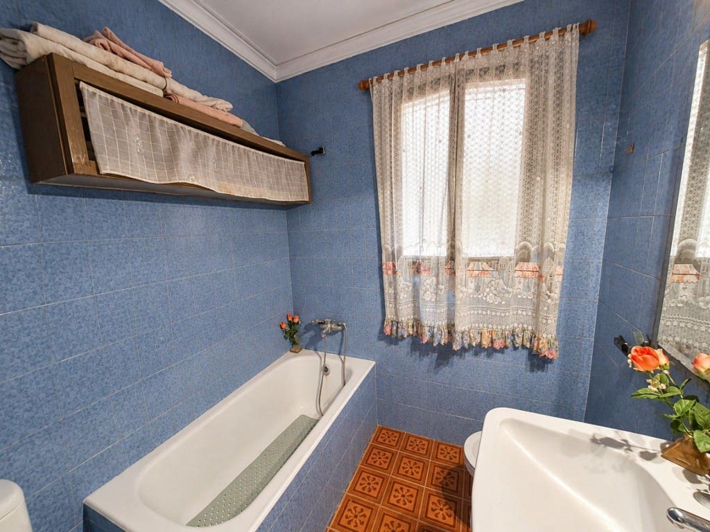 8 sypialnia Dom szeregowy na sprzedaż w Castello de Rugat - 125 000 € (Ref: 10164848)