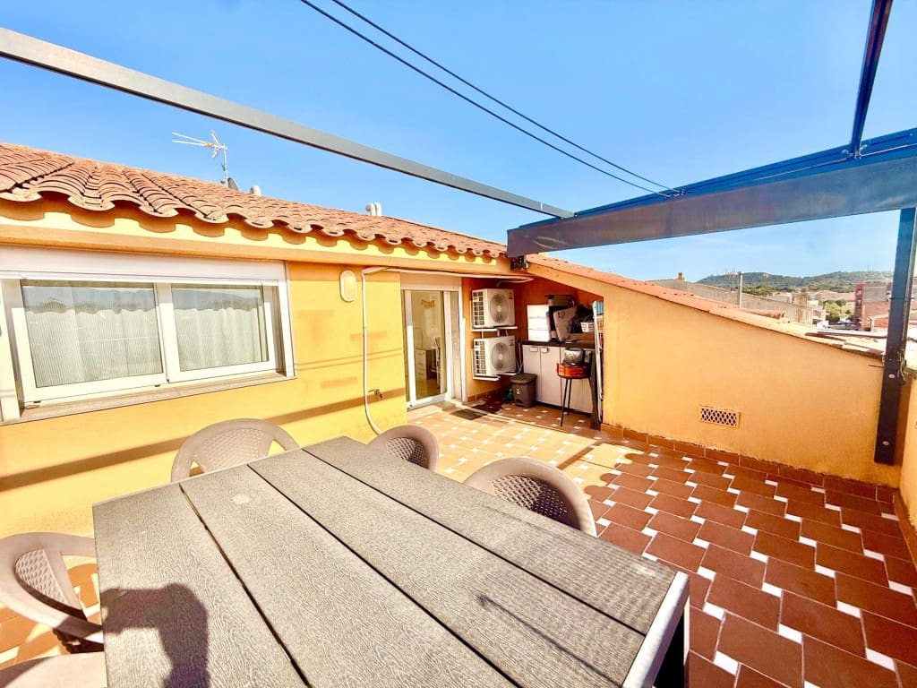 3 bedroom Flat for sale in Tordera - € 239,000 (Ref: 10164849)