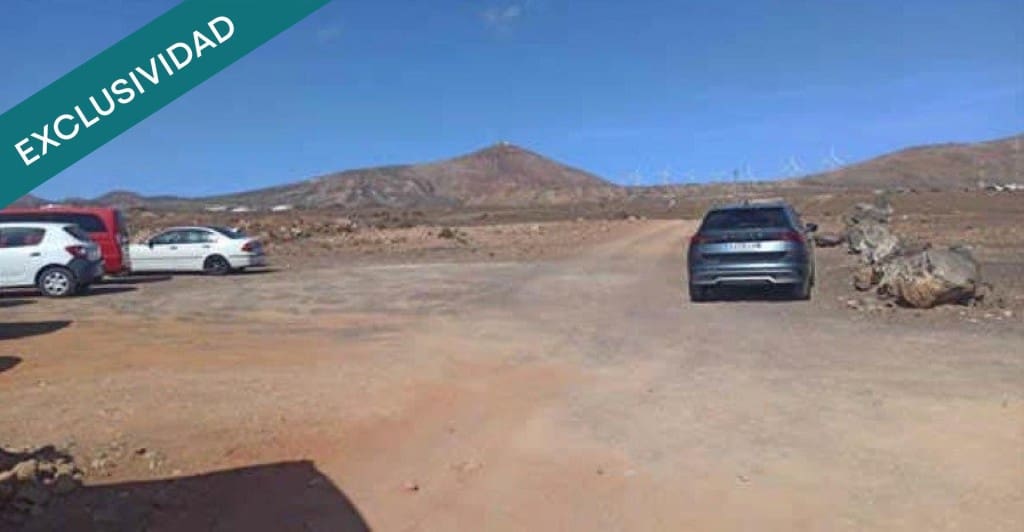 Building Plot for sale in Arrecife - € 190,000 (Ref: 10164850)