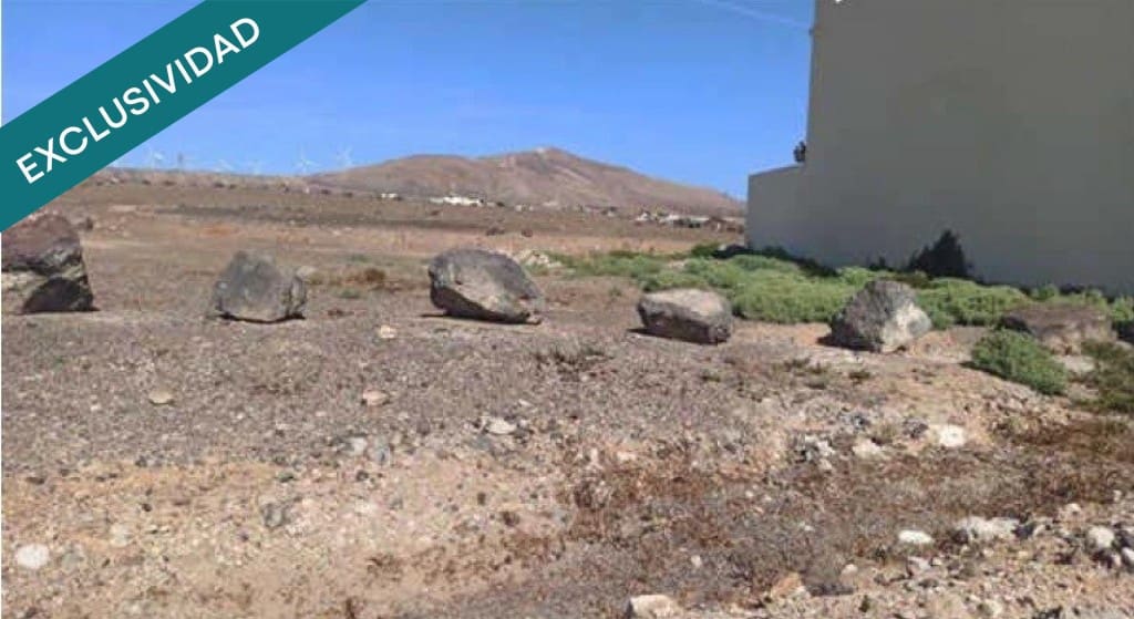 Building Plot for sale in Arrecife - € 190,000 (Ref: 10164850)