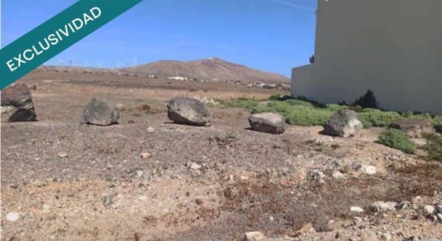 Bouwgrond te koop in Arrecife - € 190.000 (Ref: 10164850)