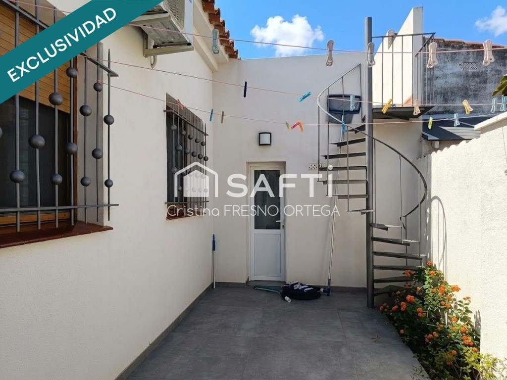 3 chambre Villa/Maison à vendre à Montroig-Mar avec piscine garage - 690 000 € (Ref: 10164851)