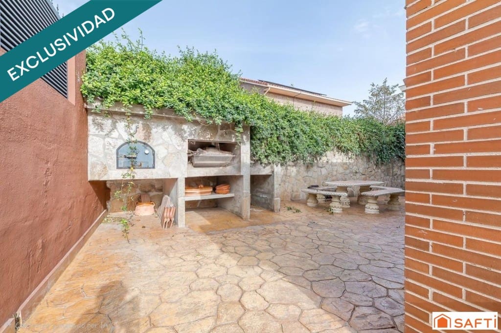 9 soverom Villa til salgs i Guadarrama - € 790 000 (Ref: 10164852)