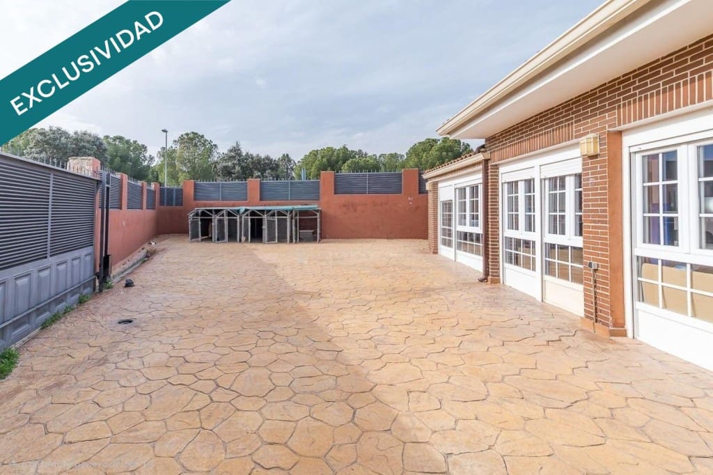 9 soverom Villa til salgs i Guadarrama - € 790 000 (Ref: 10164852)