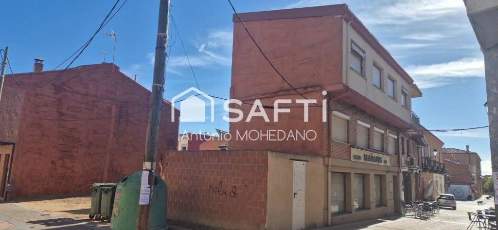 3 bedroom Villa for sale in Valderas - € 89,000 (Ref: 10164853)