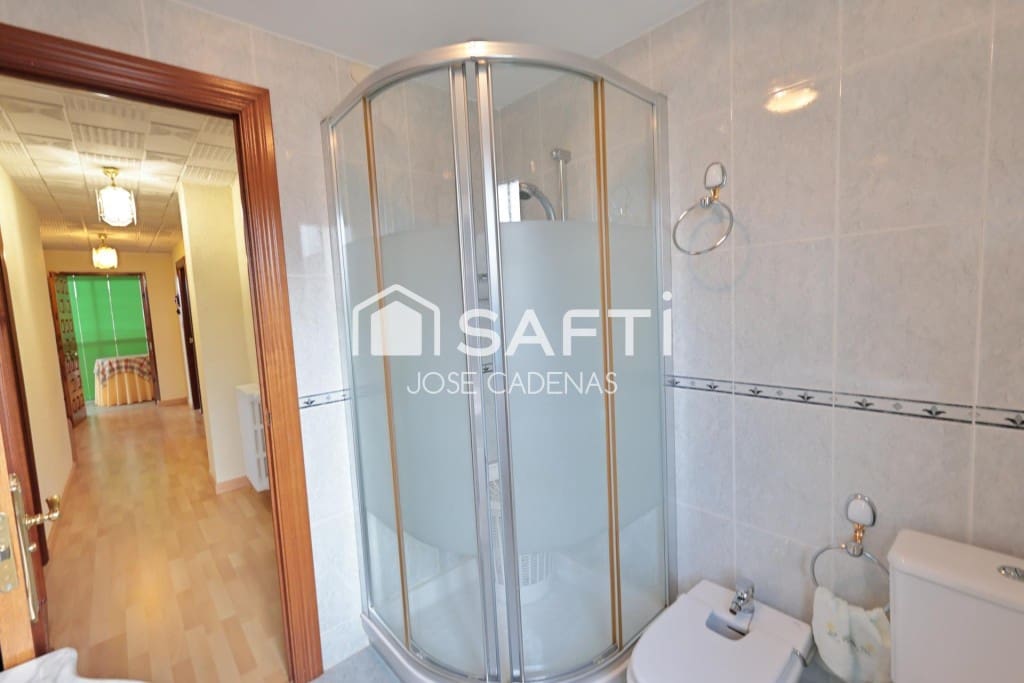 5 bedroom Villa for sale in Astorga with garage - € 247,000 (Ref: 10164854)