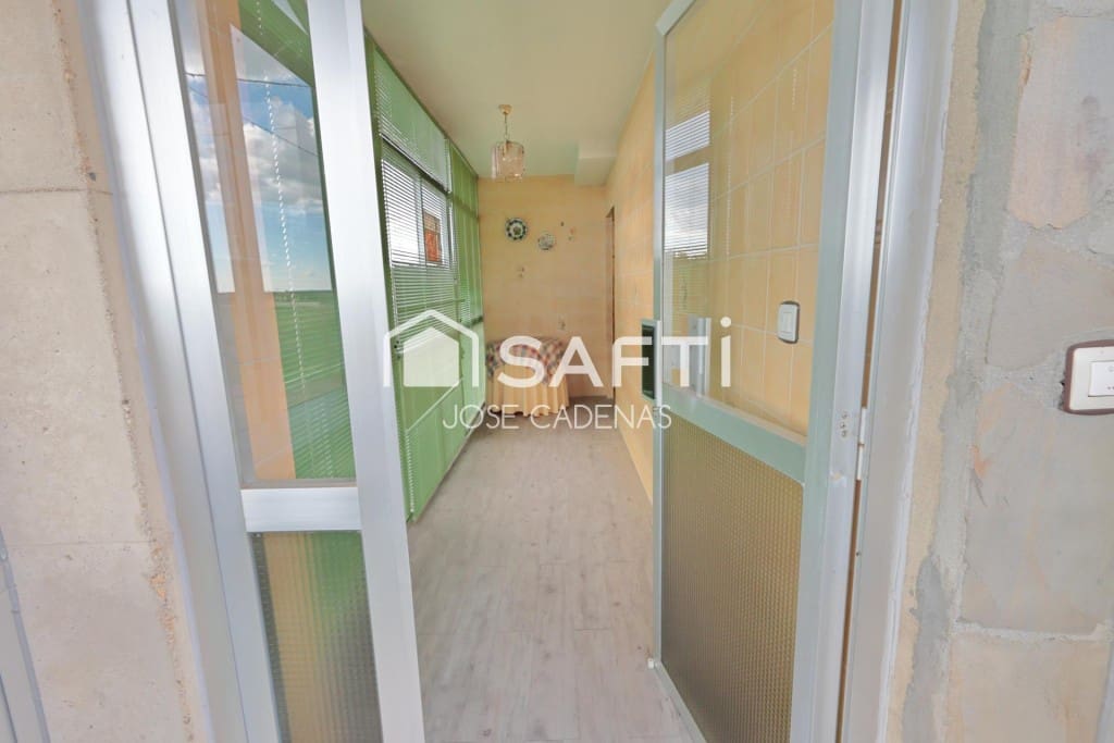 5 bedroom Villa for sale in Astorga with garage - € 247,000 (Ref: 10164854)