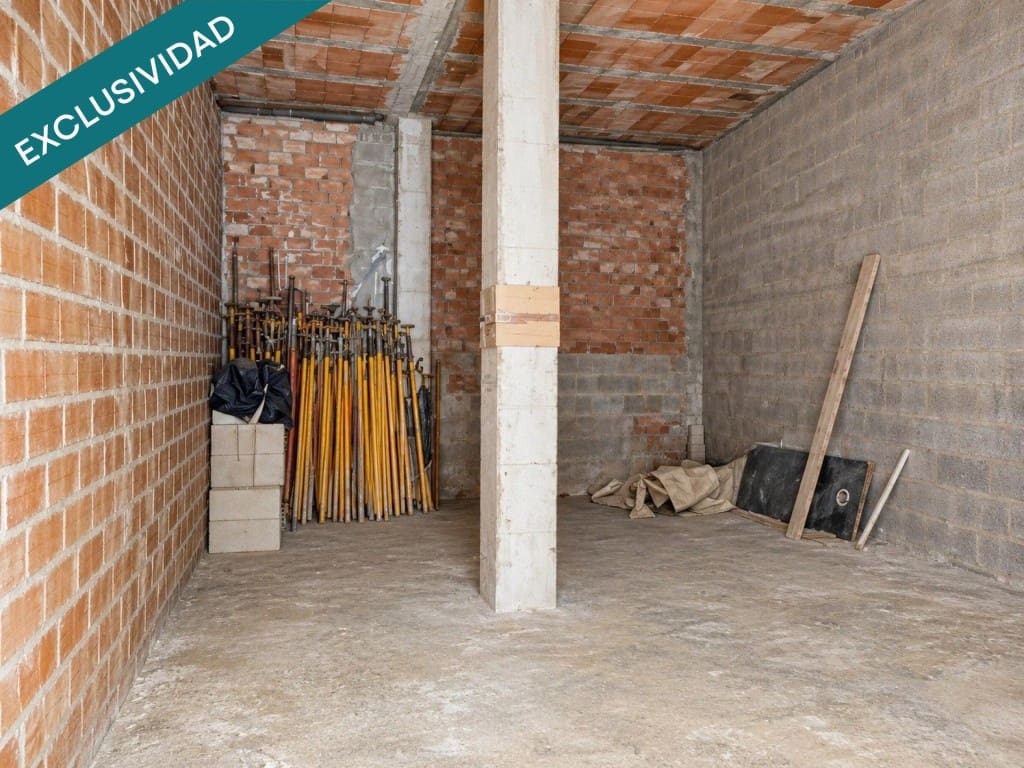 Local Commercial à vendre à Huetor Vega - 77 000 € (Ref: 10164855)