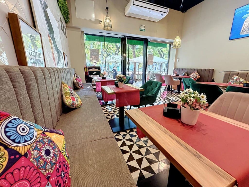Commercieel te koop in Barcelona stad - € 99.000 (Ref: 10166361)