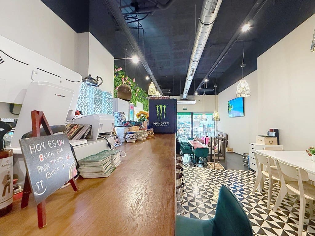 Commercieel te koop in Barcelona stad - € 99.000 (Ref: 10166361)