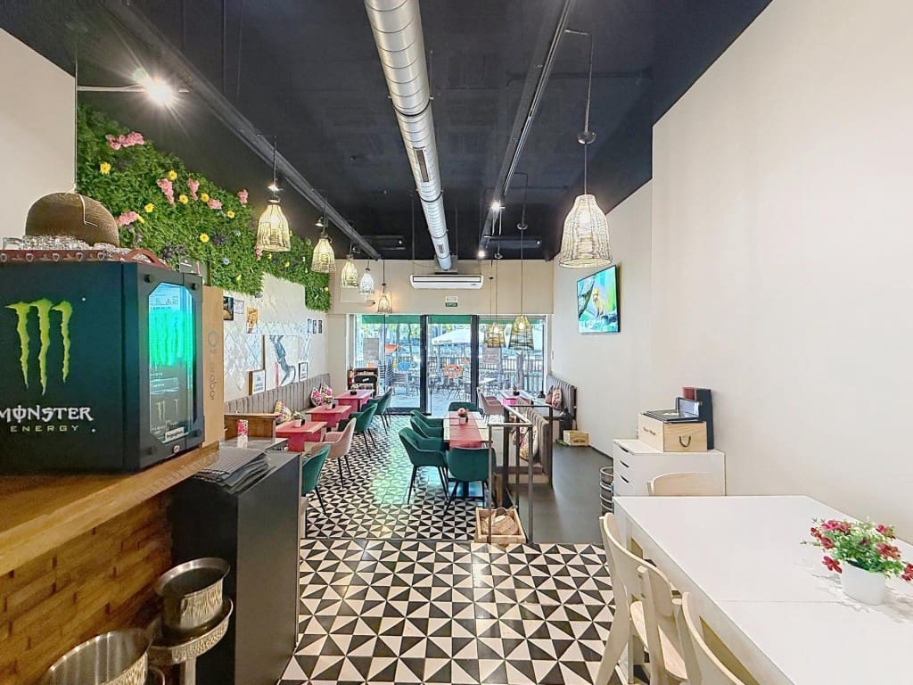 Commercieel te koop in Barcelona stad - € 99.000 (Ref: 10166361)