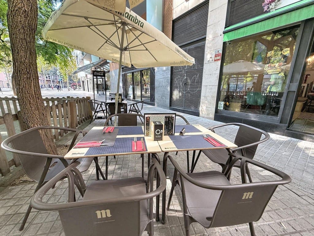 Commercieel te koop in Barcelona stad - € 99.000 (Ref: 10166361)