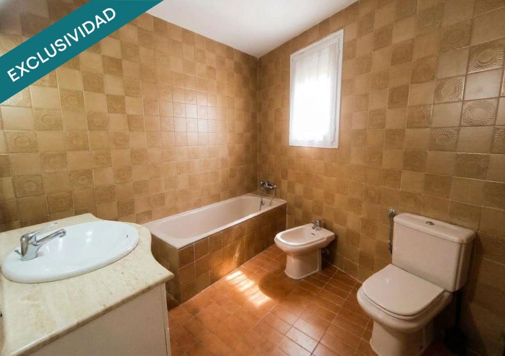 5 soveværelse Villa til salg i Barbues med garage - € 120.000 (Ref: 10166362)