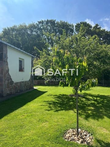 3 soverom Villa til salgs i Cospeito med garasje - € 210 000 (Ref: 10166370)