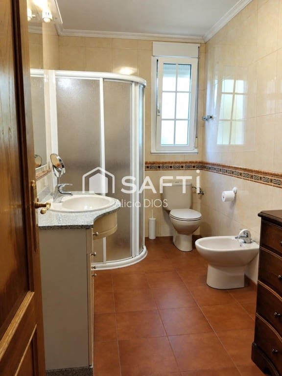 3 soverom Villa til salgs i Cospeito med garasje - € 210 000 (Ref: 10166370)