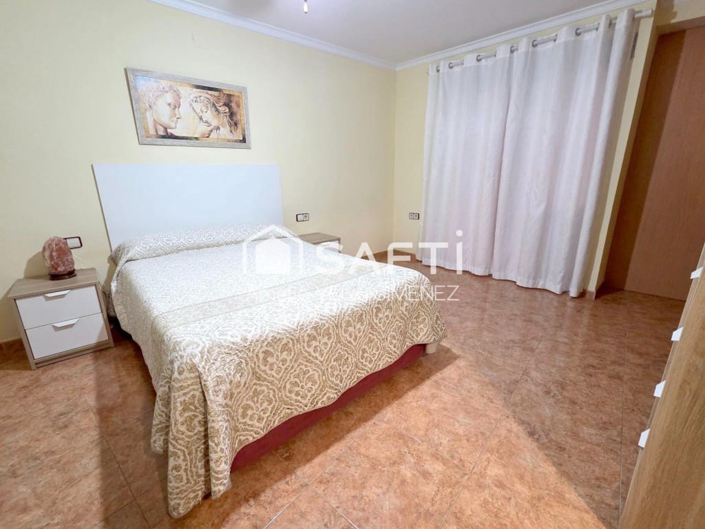Apartamento de 5 habitaciones en Sagunto / Sagunt en venta - 240.000 € (Ref: 10168416)