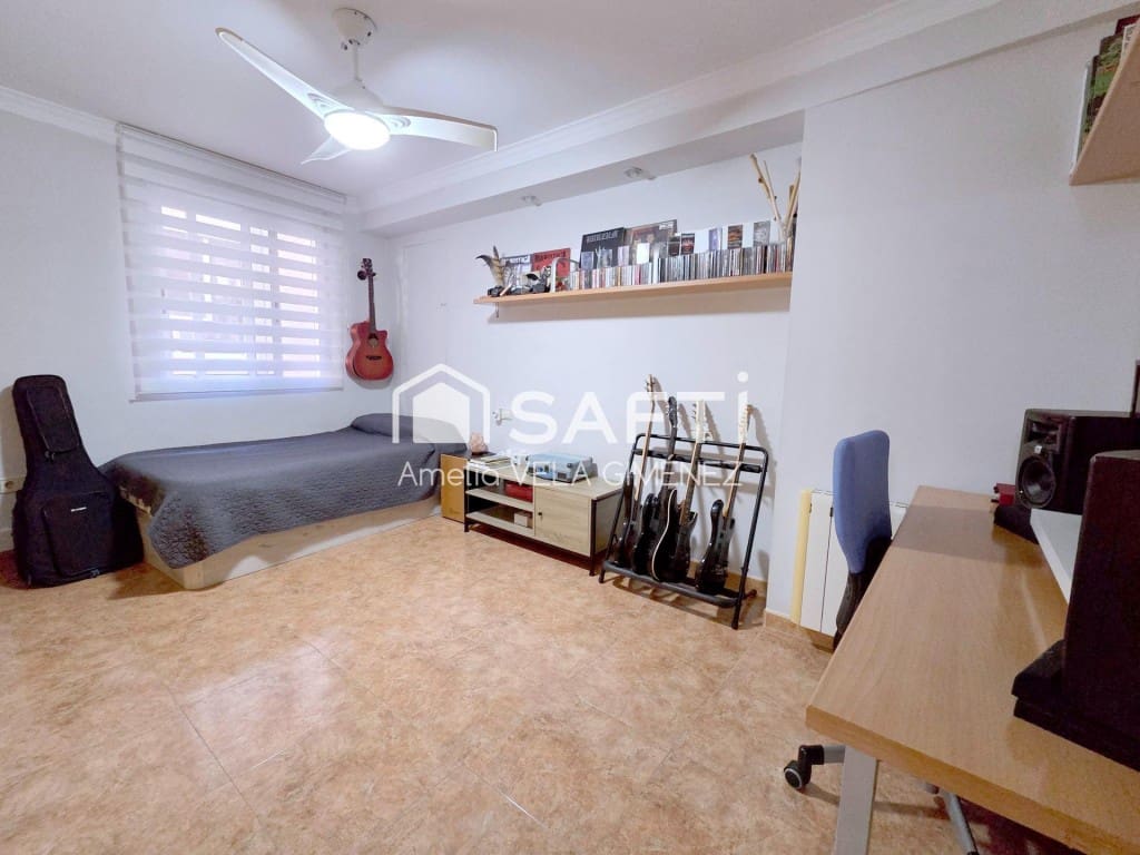 Apartamento de 5 habitaciones en Sagunto / Sagunt en venta - 240.000 € (Ref: 10168416)