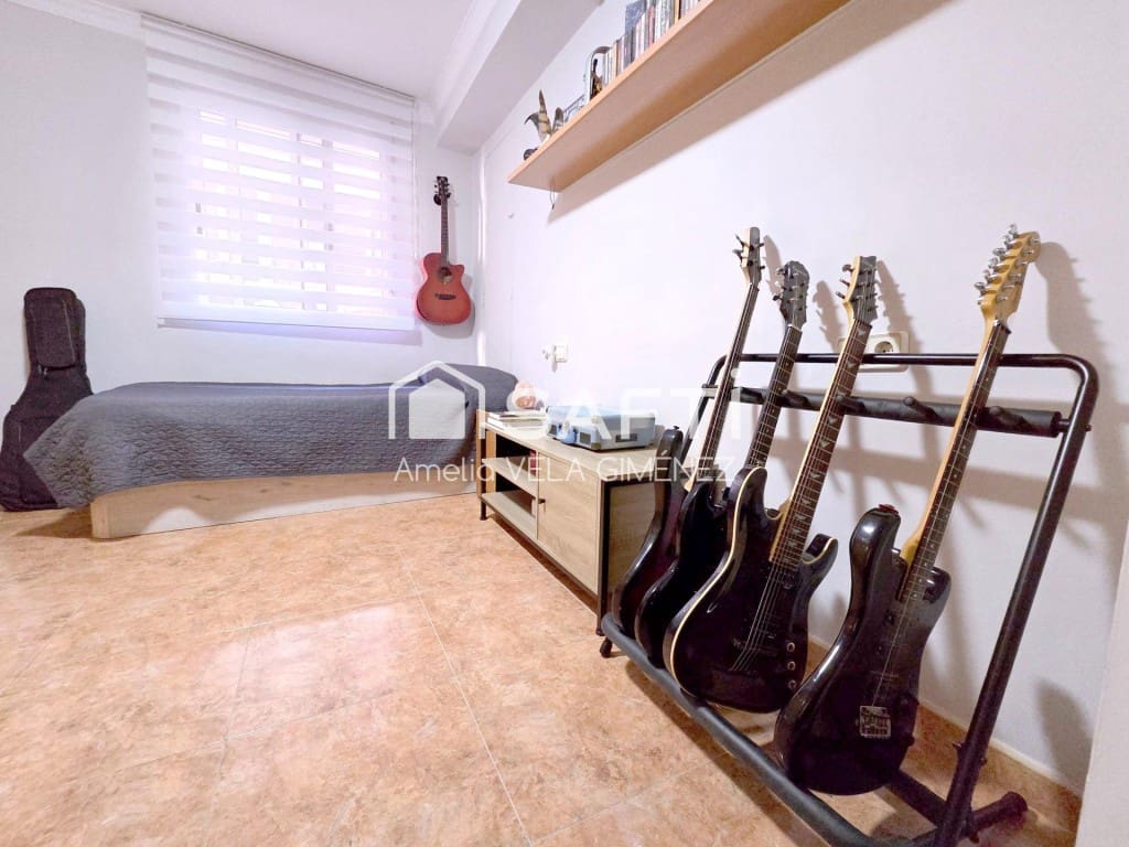 Apartamento de 5 habitaciones en Sagunto / Sagunt en venta - 240.000 € (Ref: 10168416)