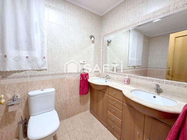 Apartamento de 5 habitaciones en Sagunto / Sagunt en venta - 240.000 € (Ref: 10168416)