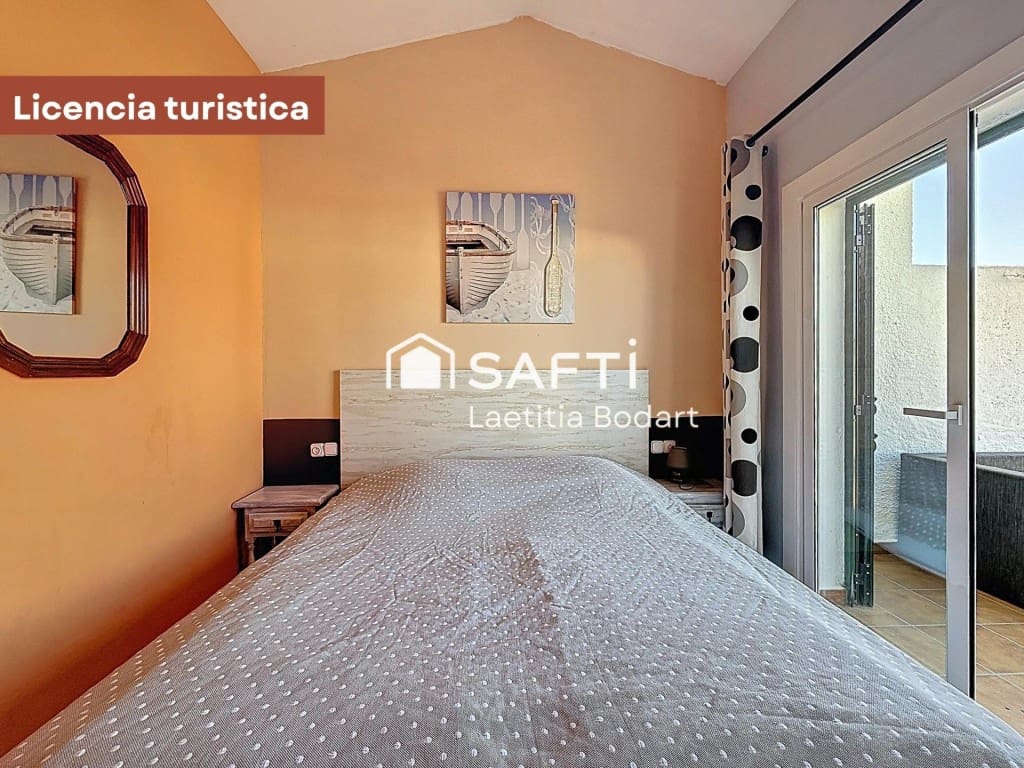 4 bedroom Terraced Villa for sale in Empuriabrava - € 390,000 (Ref: 10168417)