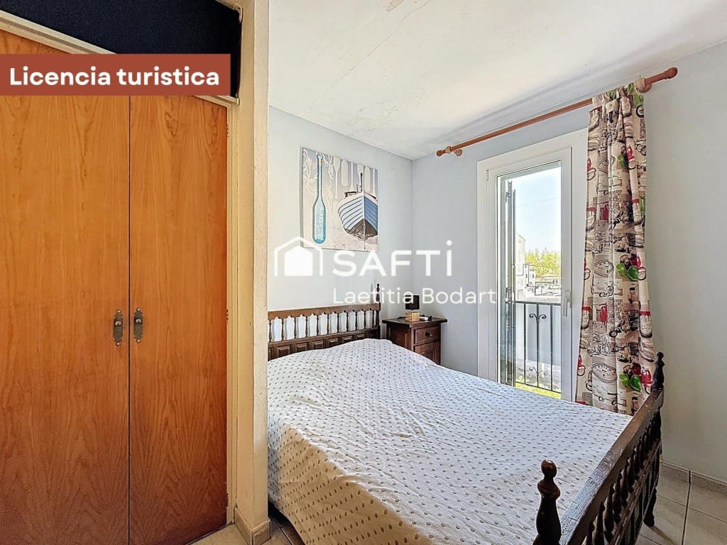 4 bedroom Terraced Villa for sale in Empuriabrava - € 390,000 (Ref: 10168417)