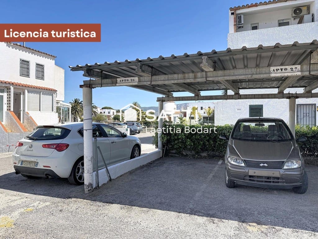 4 bedroom Terraced Villa for sale in Empuriabrava - € 390,000 (Ref: 10168417)