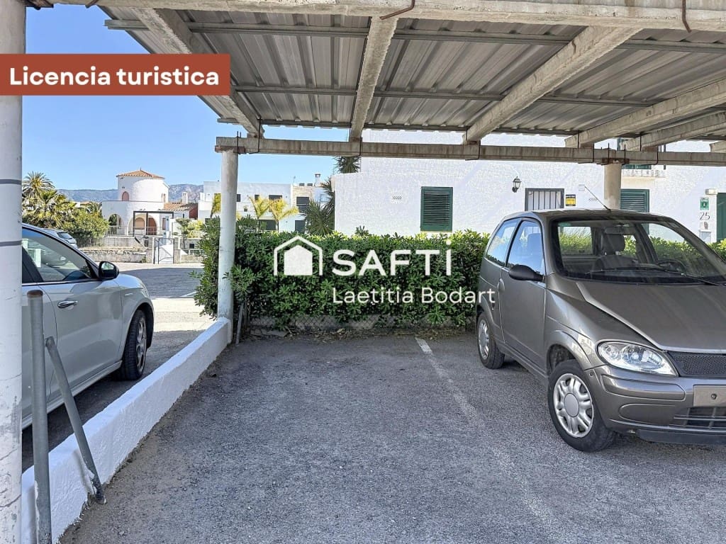 4 bedroom Terraced Villa for sale in Empuriabrava - € 390,000 (Ref: 10168417)