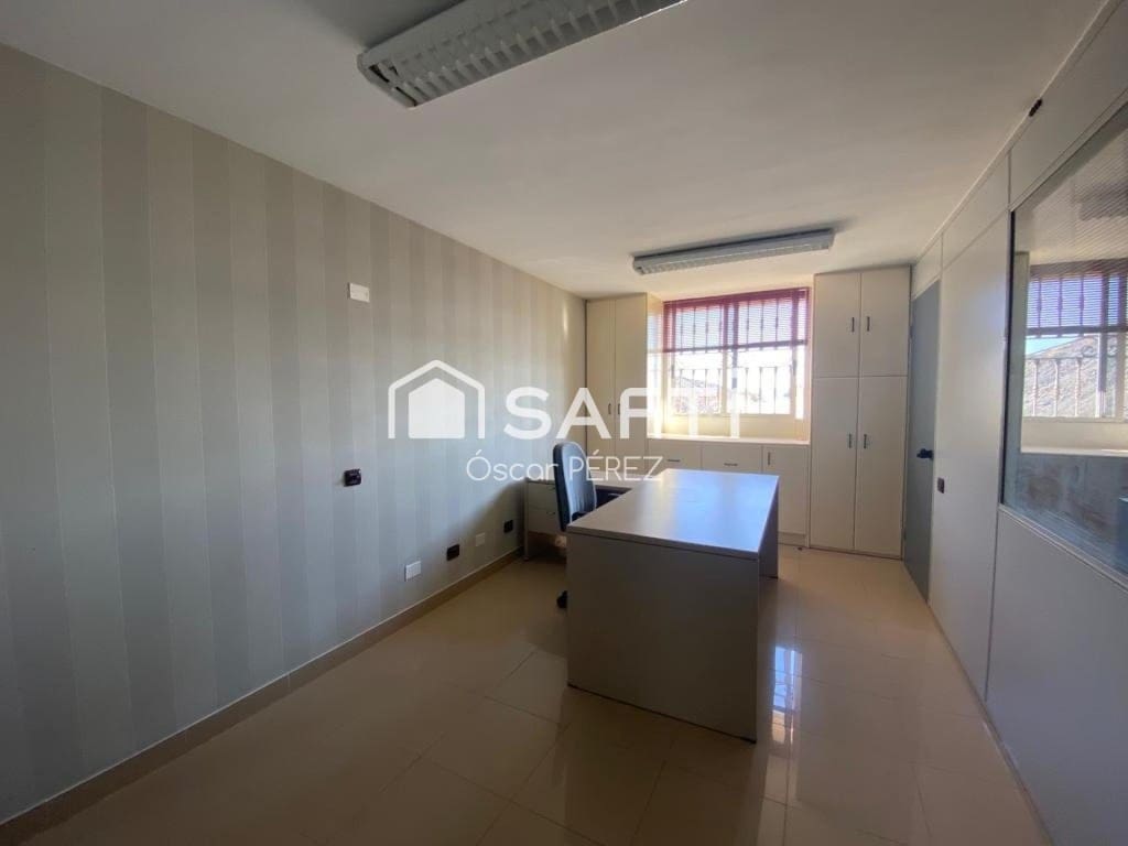 Toimisto myytävänä paikassa Las Palmas de Gran Canaria - 160 000 € (Ref: 10171223)