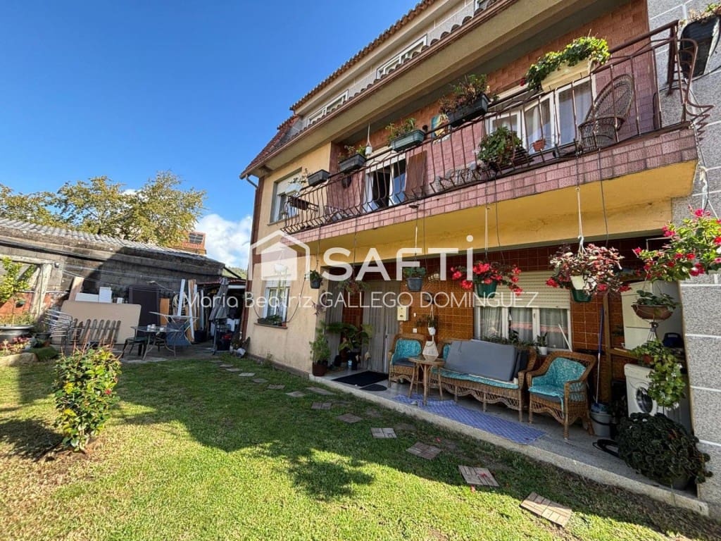 5 sovrum Villa till salu i Redondela med garage - 299 000 € (Ref: 10173498)