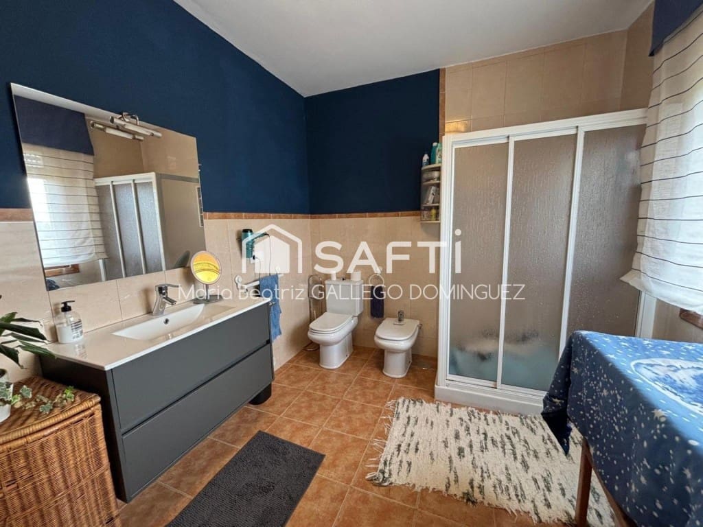 5 sovrum Villa till salu i Redondela med garage - 299 000 € (Ref: 10173498)