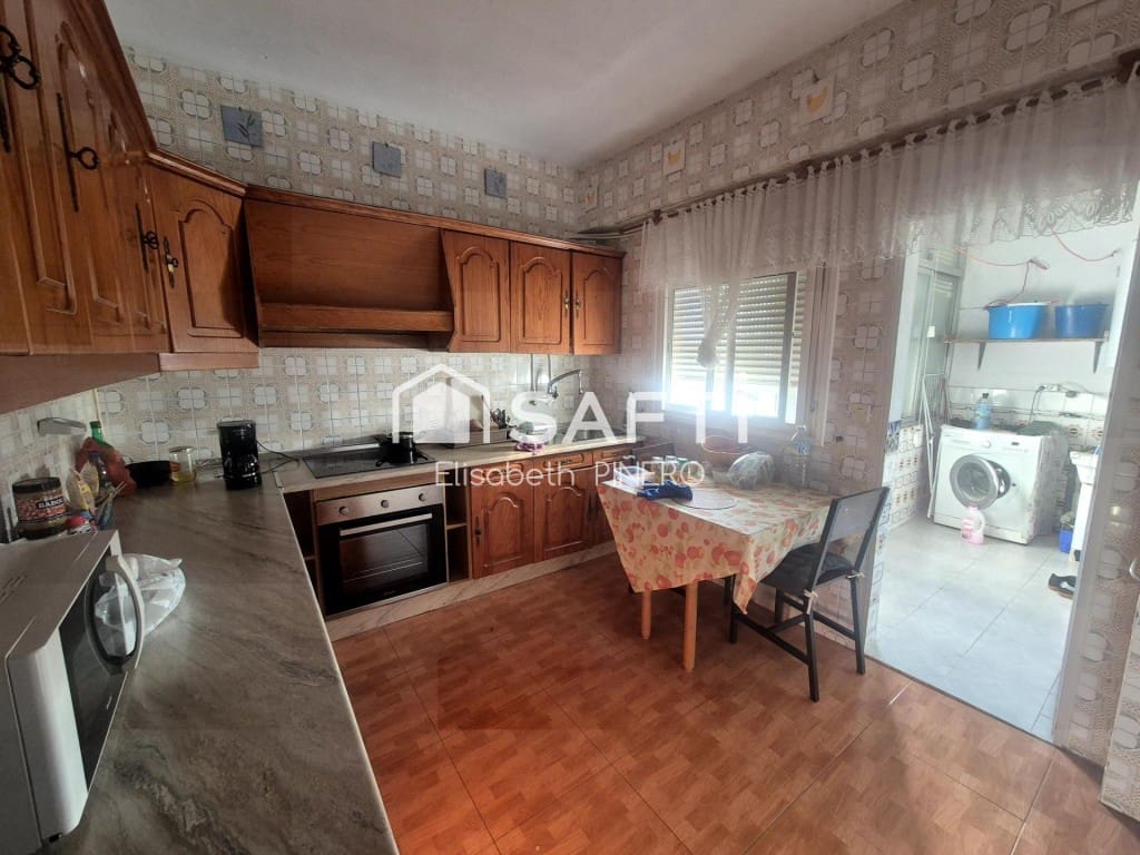 Apartamento de 4 habitaciones en Montijo en venta - 70.000 € (Ref: 10173499)