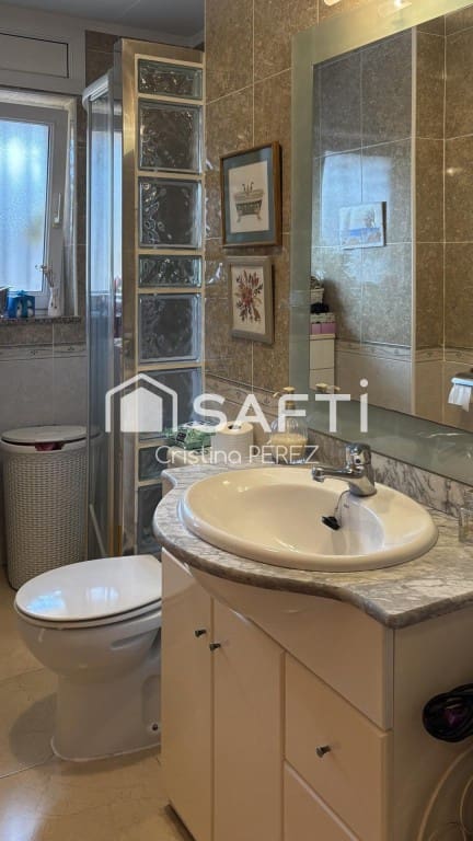 6 bedroom Villa for sale in Blanes with pool garage - € 570,000 (Ref: 10177026)