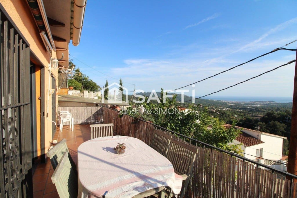 3 sovrum Villa till salu i Lloret de Mar med garage - 279 000 € (Ref: 10177028)