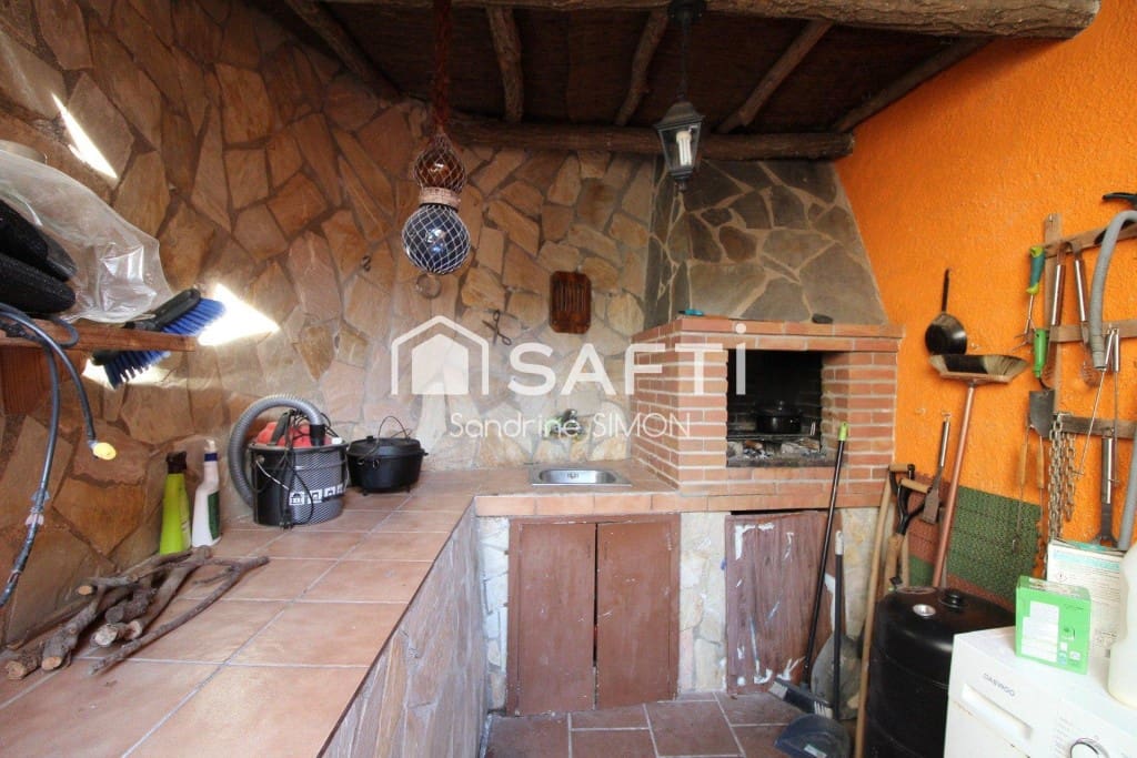 3 sovrum Villa till salu i Lloret de Mar med garage - 279 000 € (Ref: 10177028)