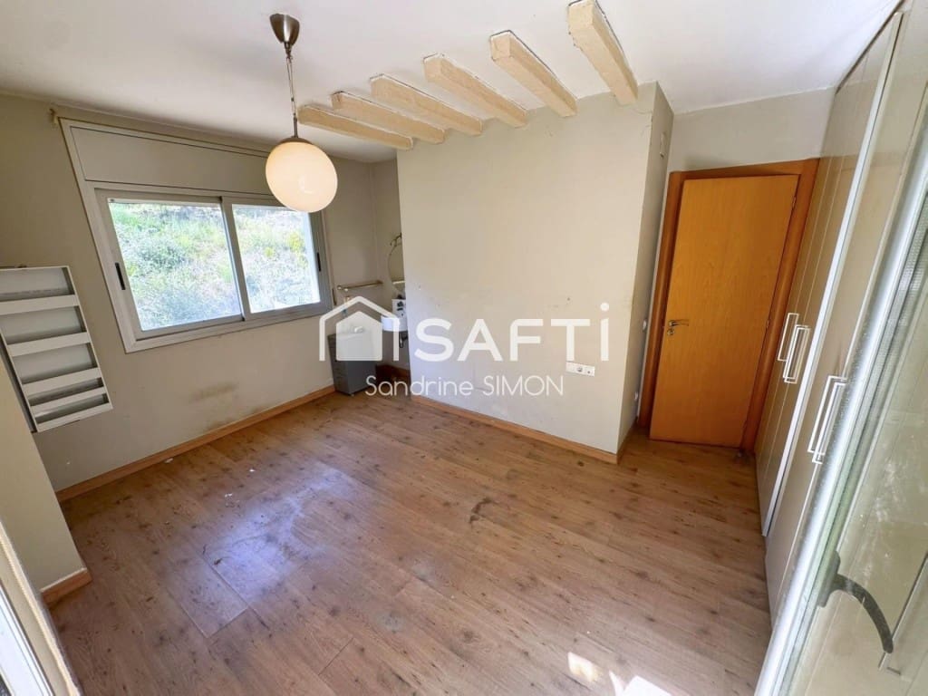 4 sovrum Villa till salu i Lloret de Mar med garage - 275 000 € (Ref: 10177029)