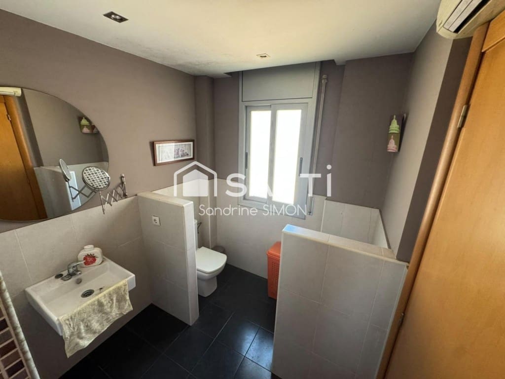 4 sovrum Villa till salu i Lloret de Mar med garage - 275 000 € (Ref: 10177029)