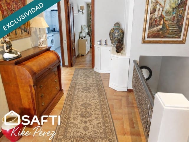 4 bedroom Villa for sale in Sant Vicenç de Castellet with garage - € 545,000 (Ref: 10177034)