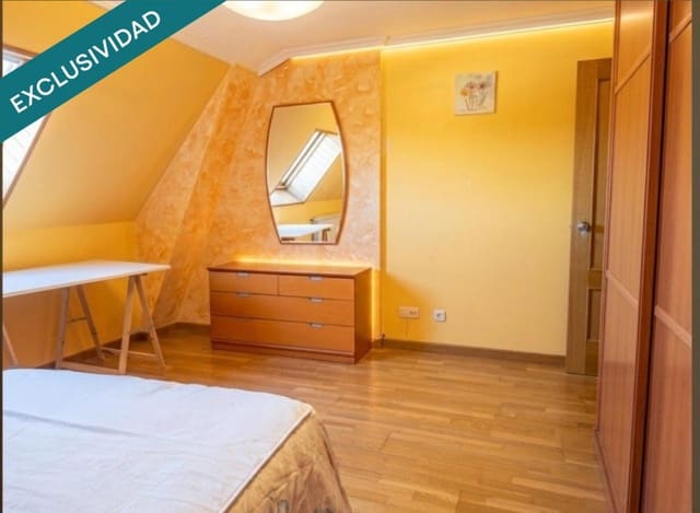 4 makuuhuone Asunto myytävänä paikassa Ponferrada mukana 
autotalli - 166 900 € (Ref: 10177038)