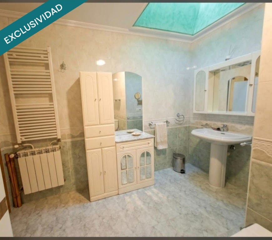 4 soverom Leilighet til salgs i Ponferrada med garasje - € 166 900 (Ref: 10177038)