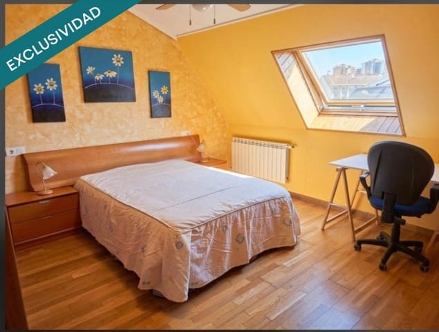 4 makuuhuone Asunto myytävänä paikassa Ponferrada mukana 
autotalli - 166 900 € (Ref: 10177038)