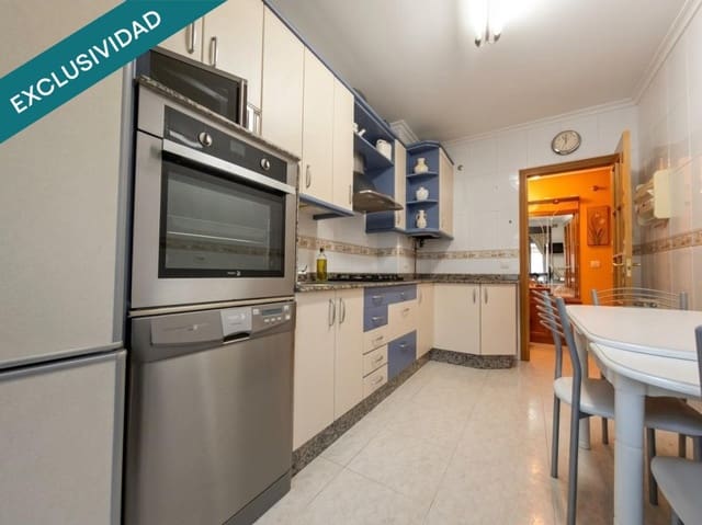 4 makuuhuone Asunto myytävänä paikassa Ponferrada mukana 
autotalli - 166 900 € (Ref: 10177038)