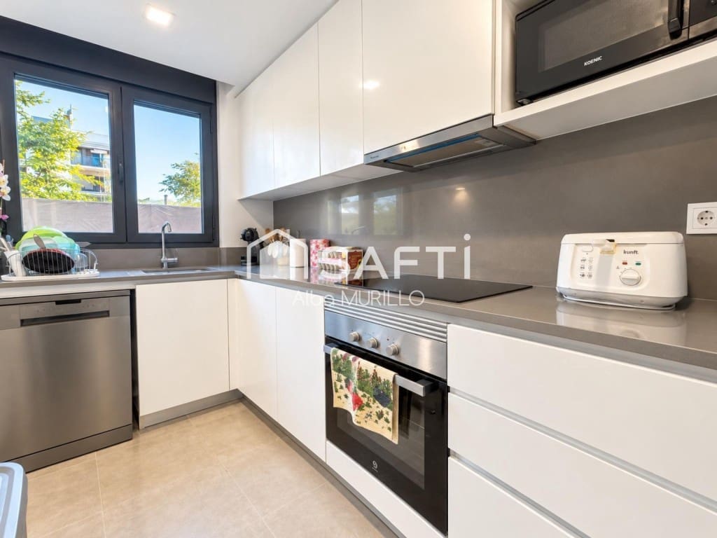 2 bedroom Apartment for sale in Sant Pere de Ribes with pool garage - € 370,000 (Ref: 10177039)