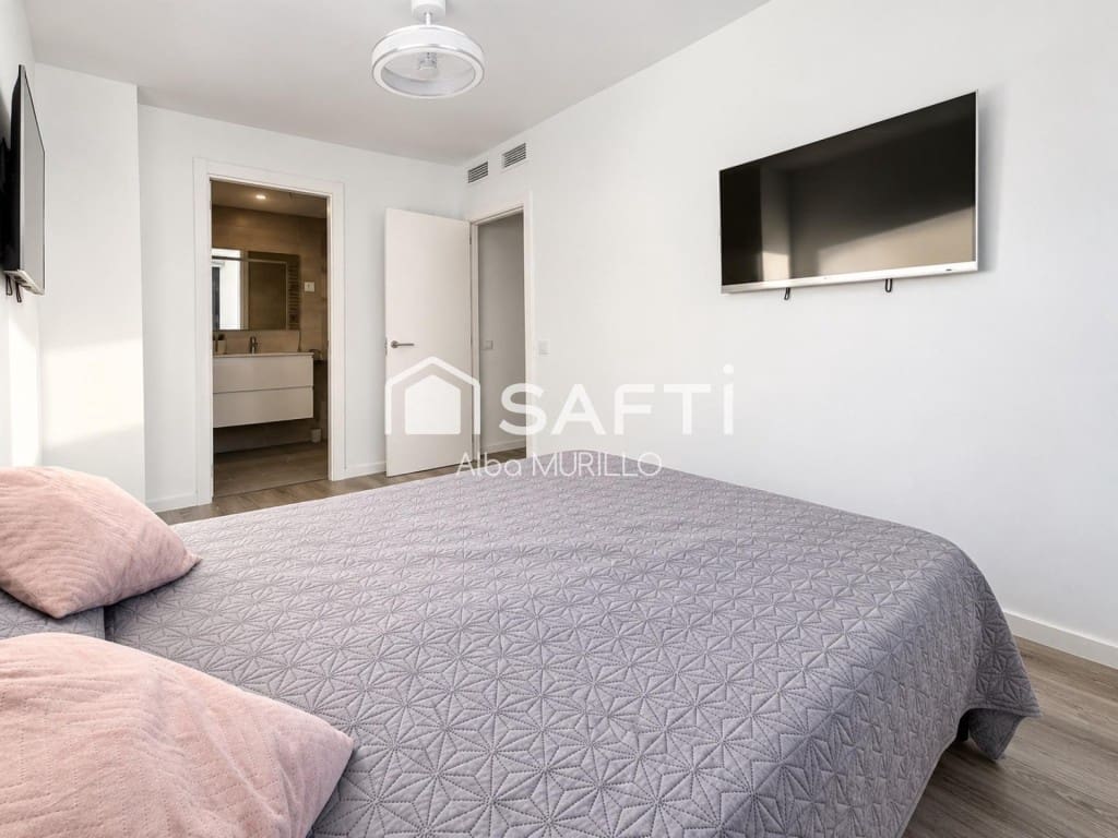 2 bedroom Apartment for sale in Sant Pere de Ribes with pool garage - € 370,000 (Ref: 10177039)