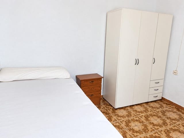 Apartamento de 4 habitaciones en Camino de Ronda - Rosaleda, Granada ciudad en venta - 300.000 € (Ref: 10177042)