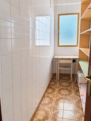 Apartamento de 4 habitaciones en Camino de Ronda - Rosaleda, Granada ciudad en venta - 300.000 € (Ref: 10177042)