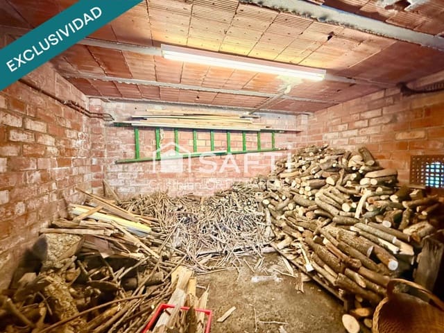 3 sypialnia Willa na sprzedaż w Aiguaviva Parc, Vidreres z garażem - 239 000 € (Ref: 10180426)