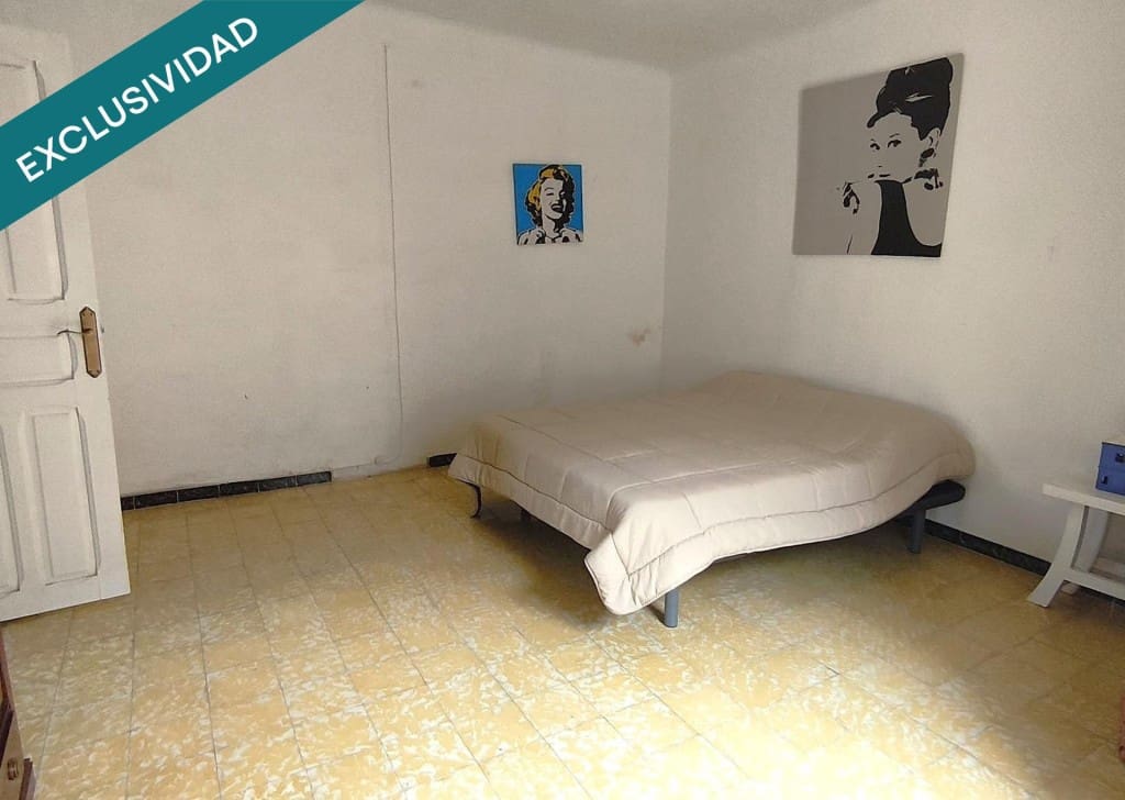 5 slaapkamer Villa te koop in Barbues met garage - € 120.000 (Ref: 10180427)