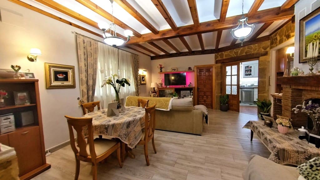 5 chambre Finca/Maison de Campagne à vendre à Elda avec garage - 239 900 € (Ref: 10182901)