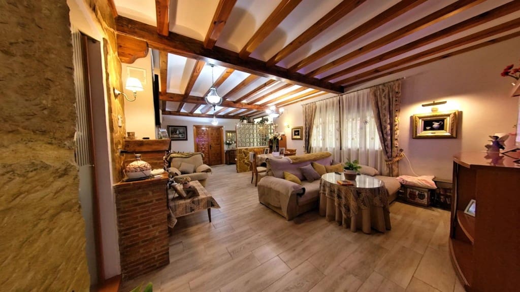 5 chambre Finca/Maison de Campagne à vendre à Elda avec garage - 239 900 € (Ref: 10182901)